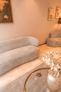 Noah Gate Hotel & Suites