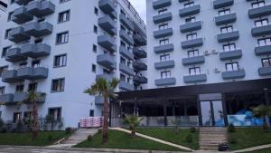 BlueApartman Albánia Qerret 07