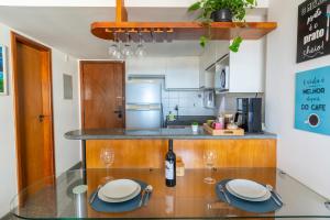 Vista Mar ao Lado Shopping Barra com Garagem e Ar