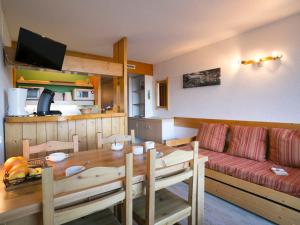 Studio 5 Pers. Ski aux pieds avec Balcon - FR-1-346-480