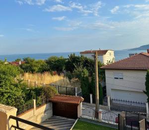 Helena Guest House - Pool & Sea View