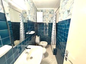 Studio avec balcon et parking en bord de plage - FR-1-837-77