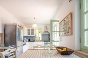 Traditional Villa Rogdia with Private Pool & BBQ, Near Rethymno