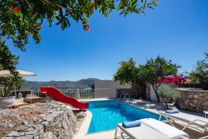Traditional Villa Rogdia with Private Pool & BBQ, Near Rethymno