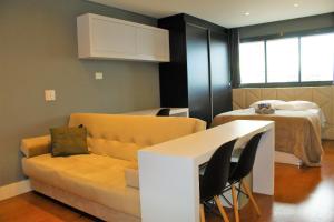 i154A- Charme Curitibano - Ar Condicionado e Garagem