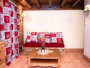 Duplex 6 pers. avec 2 balcons et parking à Pra Loup - FR-1-504-144