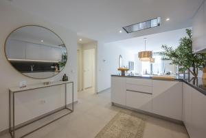 Modern Golf Oasis Mijas Pool, Terrace & Parking