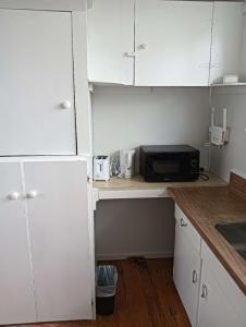 2 Doulbe and 2 Sofa Beds Garden Charlet B