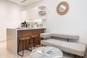 PVH - Anwa by Omniyat - Coastal Studio with Sea View - Dubai Maritime City