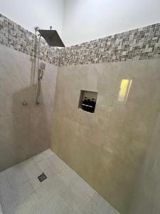 El Encanto Inn & Suites