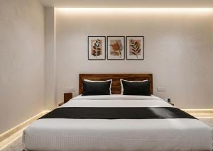 Manas stay inn