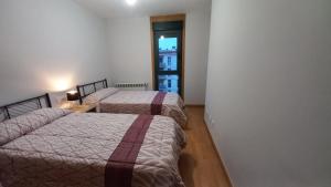 Piso de 2 dormitorios y garaje junto a Valladolid