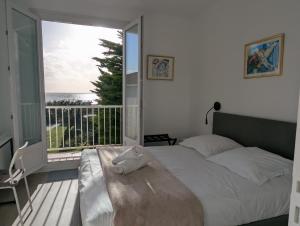 Appartement vue mer à deux pas du sentier côtier