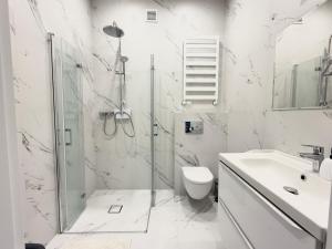 Elegancki apartament w "różowej" kamienicy