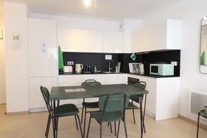 Nice Time - Chic Apartment with sunny terrace, Nice Port