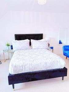 Luxury Bedford Hospital Stay