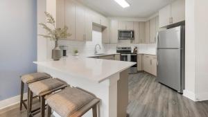 Landing Amazing 1BD Gym Courtyard