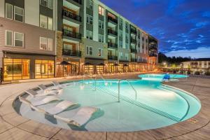 Landing Apartments - Preston Ridge