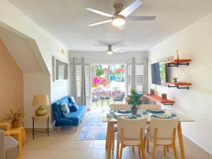 Clermont Gated Pool, Warrens 5 min, Beaches 10 min