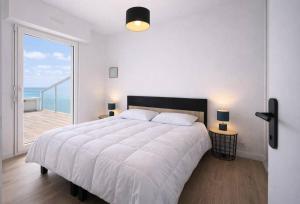 Résidence Les Sept Iles - Vacances vue mer à 180°et les pieds dans leau ! MAE-3504