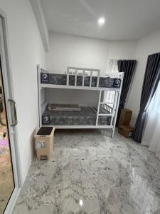 5 Bedroom Pool Villa 20 Min Drive from Pattaya