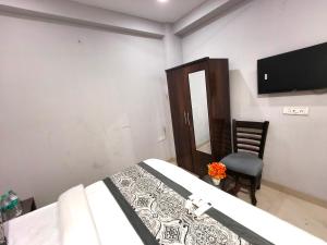 Hotel White Rooms Delhi Near isbt kasmiri gate