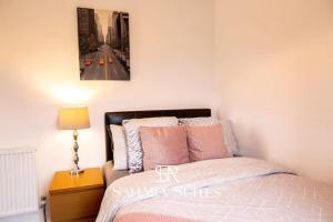 Stylish 2Bedroom Newcastle Home - Sleeps 04 - City Centre & Quayside - Parking