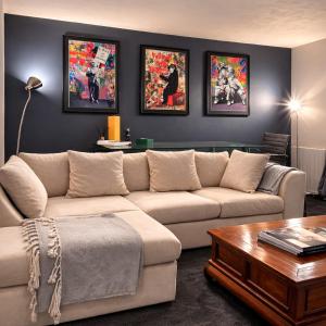 2-Bed Sleeps 4 Preston Park