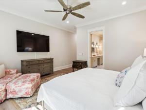 50 Planters Wood Drive