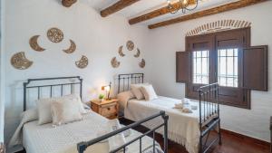 Cortijo Miraflores Arenas by Ruralidays