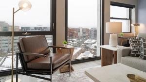 Landing Amazing 1BD Rooftop Lounge Gym
