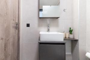 AORA Asites Mountain View