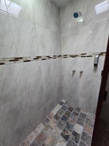 Casa con alberca cerca de cajititlan