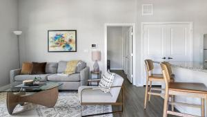 Landing Amazing 1BD Gym Pool