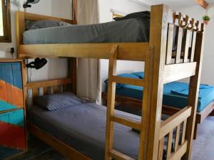 Santa Lova Eco-hostel Isla Tintipan