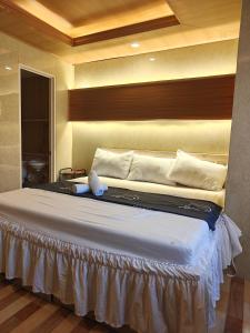 Bria flats Condominium crimson
