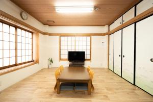 Yotsugi House 2nd Floor - Prime Location Near Asakusa and Skytree