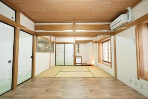 Yotsugi House 2nd Floor - Prime Location Near Asakusa and Skytree