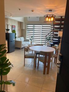 Penthouse Loft Unit with Balcony 3309 AMA Tower