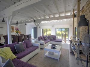 Spacious Holiday Home with Private Garden