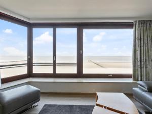 Apartment by the Sea near Marina