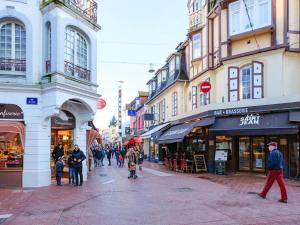 Waterfront Apartment in Boulogne-sur-Mer