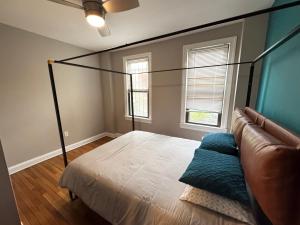 Unique Townhouse near Metro