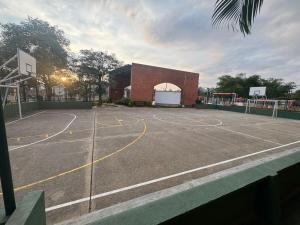 Cozy house with pool and club-style balcony