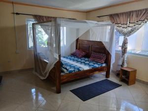 Magutu Holiday Villa