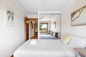 Comfort & Calm - Double Room on a Quiet Crescent in Liverpool - Shared Bathroom