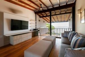 Punta Sal Luxury Beachfront Villa Palo Santo House