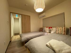 MATSU Private House 5 min to Namba 6 Guests Direct KIX Access