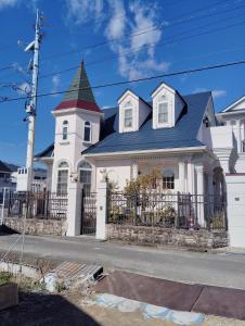 シンデレラ城風 邸宅の離れ