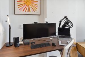SoMa Studio w Work Setup by Anyplace - 11603